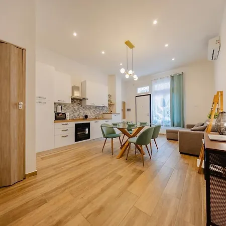 Front Monte Mario - Gemelli Apartman Róma